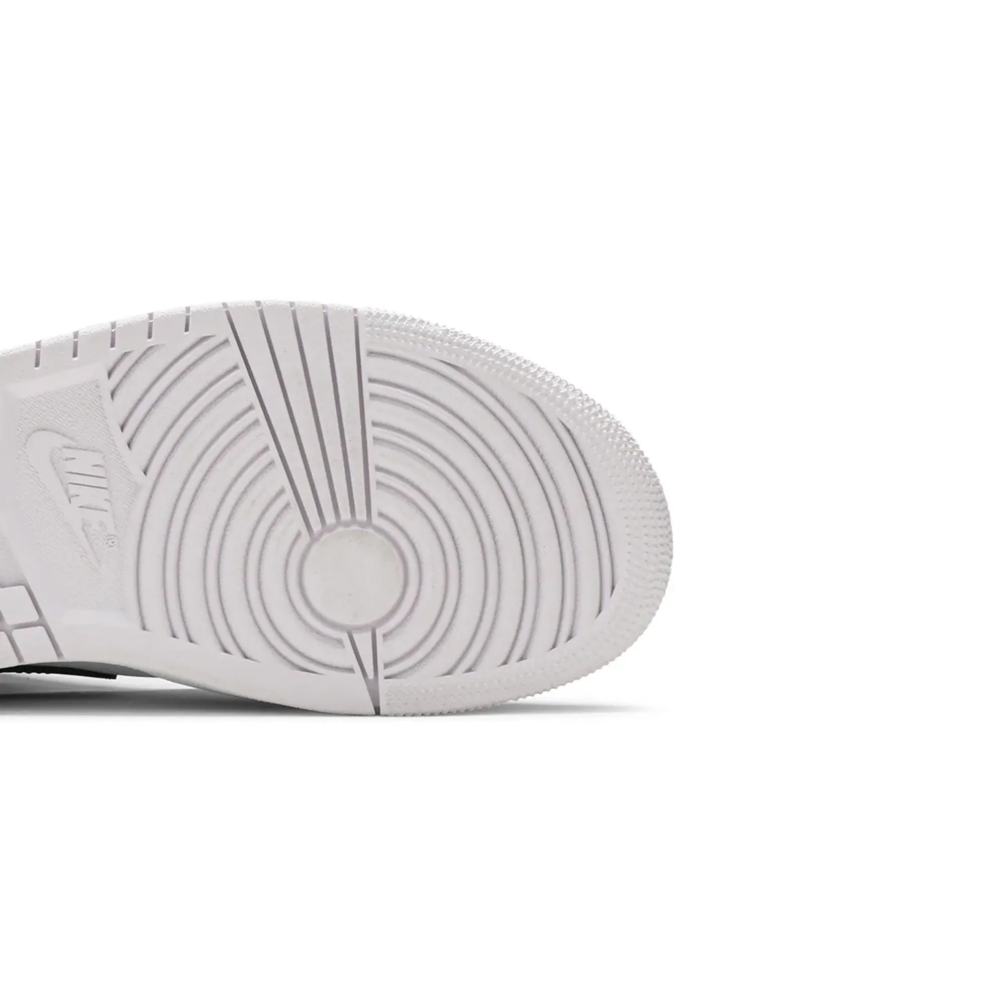 Air Jordan 1 Mid 'Barely Rose' W (2021)