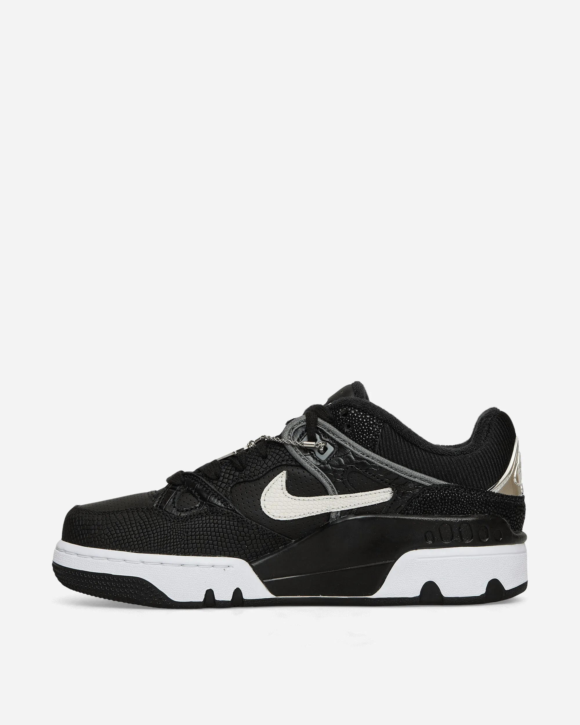 NIGO Air Force 3 Low Sneakers Black / White