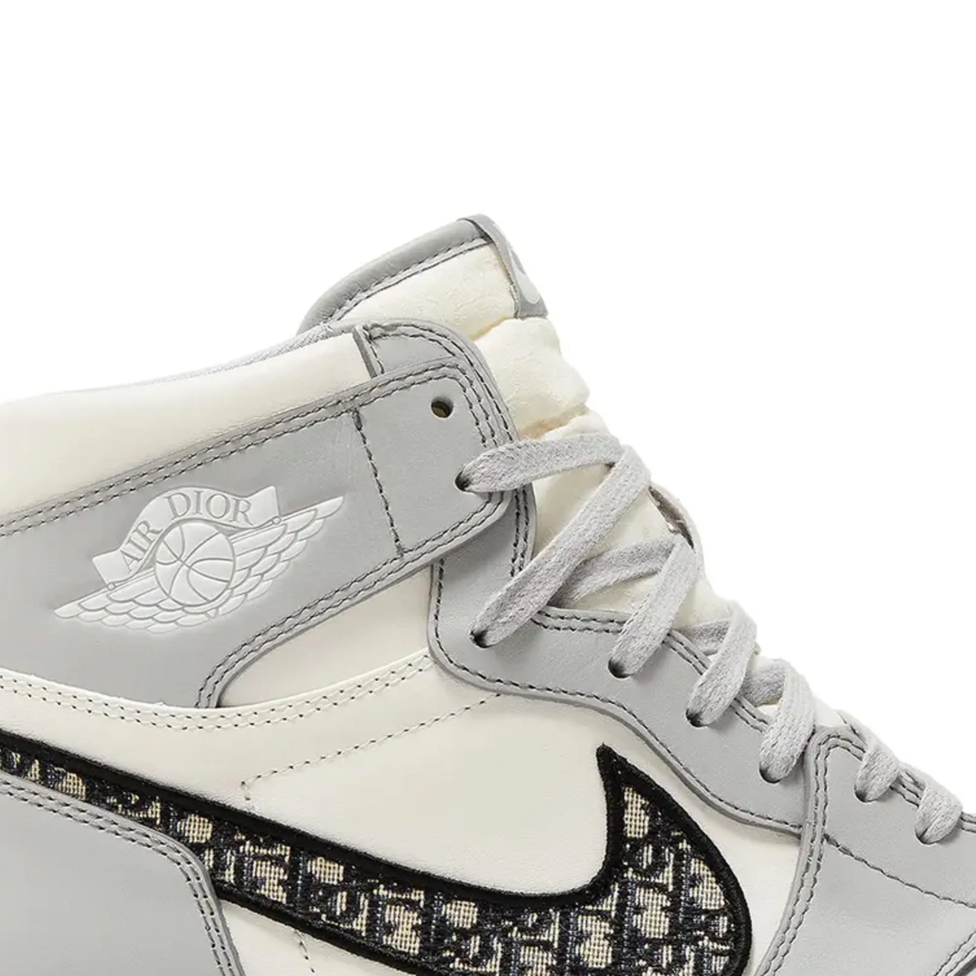 Nike Air Jordan 1 Retro High x DIOR  'Wolf Grey' (2020)