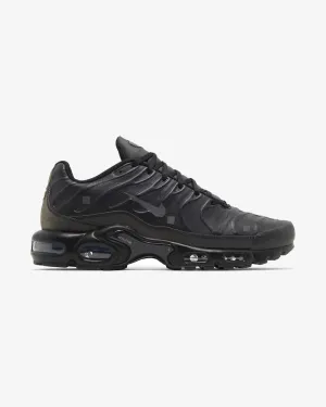 NIKE AIR MAX PLUS X A COLD WALL ACW BLACK