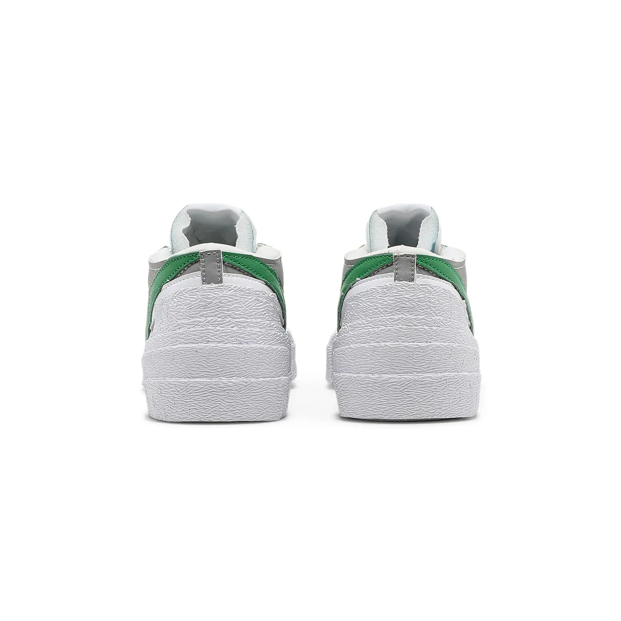 Nike Blazer Low x Sacai 'Medium Grey Classic Green'