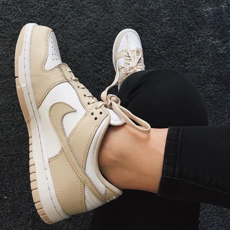NIKE DUNK LOW NEXT NATURE WHITE LIGHT OREWOOD BROWN (W)