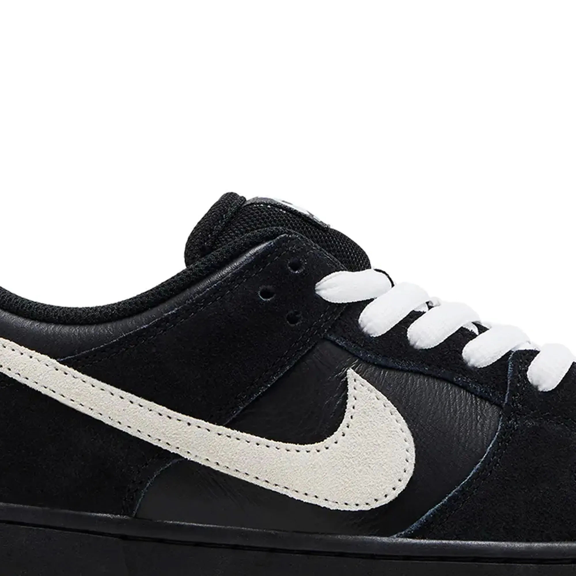 Nike Dunk Low Pro SB 'Black White Gum' (2025)