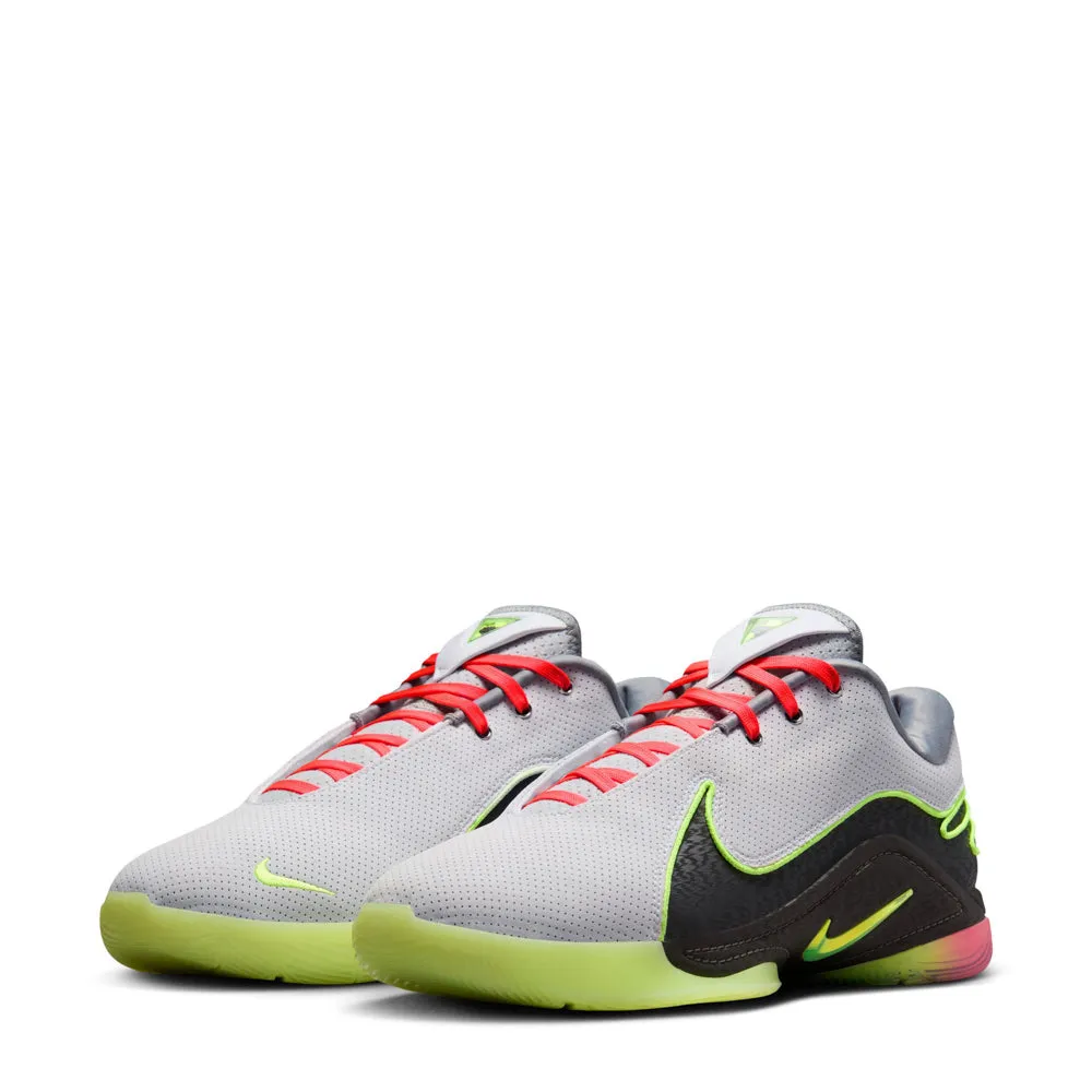 nike Lebron XXII - Mens