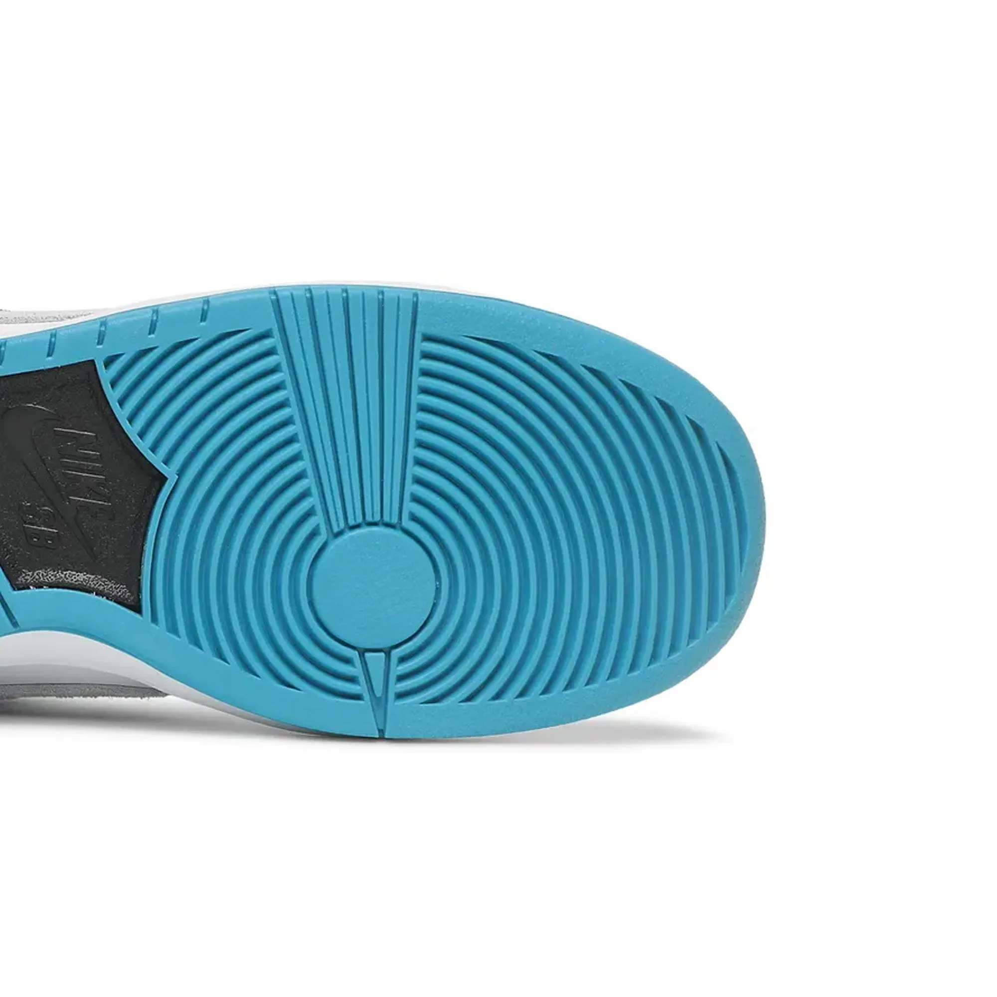 Nike SB Dunk Low 'Laser Blue'