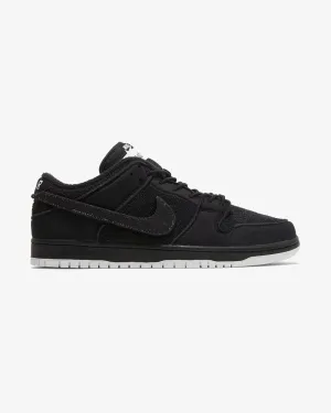 NIKE SB DUNK LOW PRO 'GNARHUNTERS'