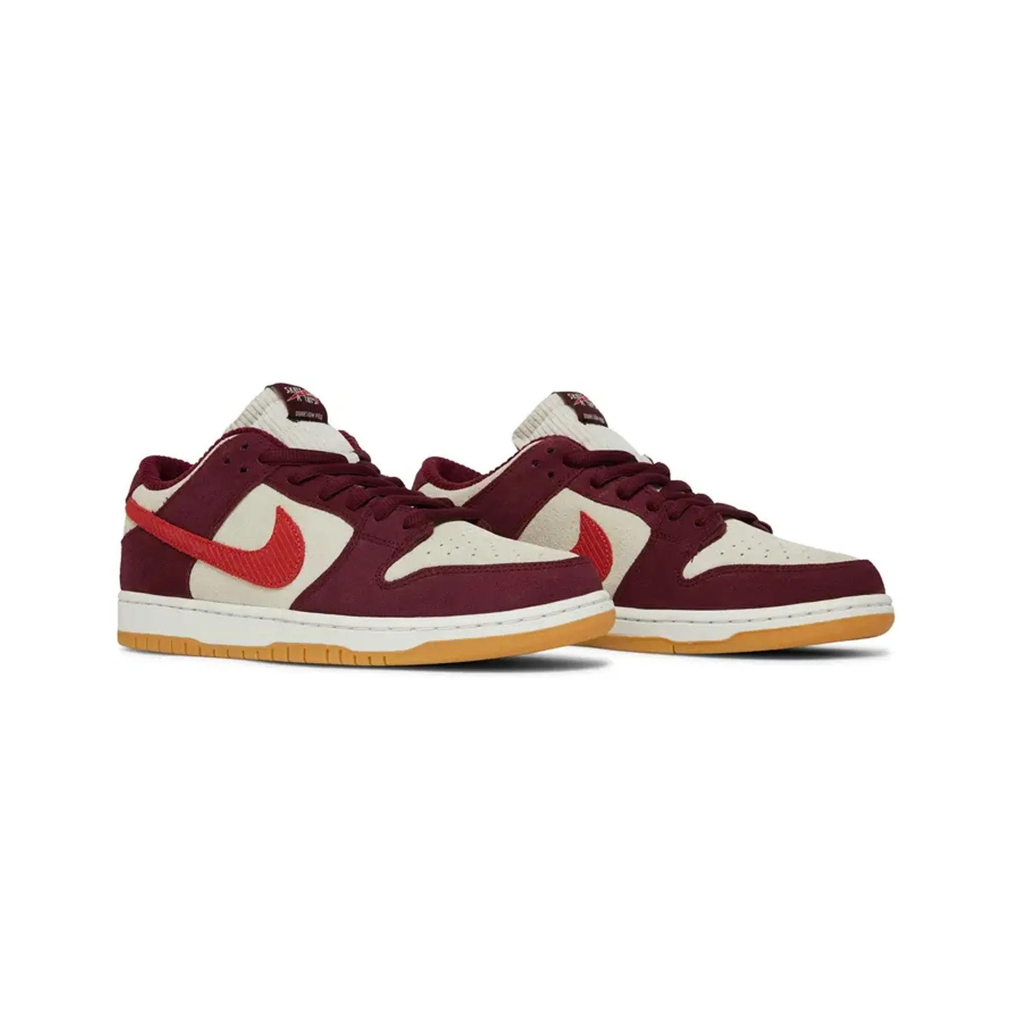 Nike SB Dunk Low 'Skate Like a Girl' (2022)