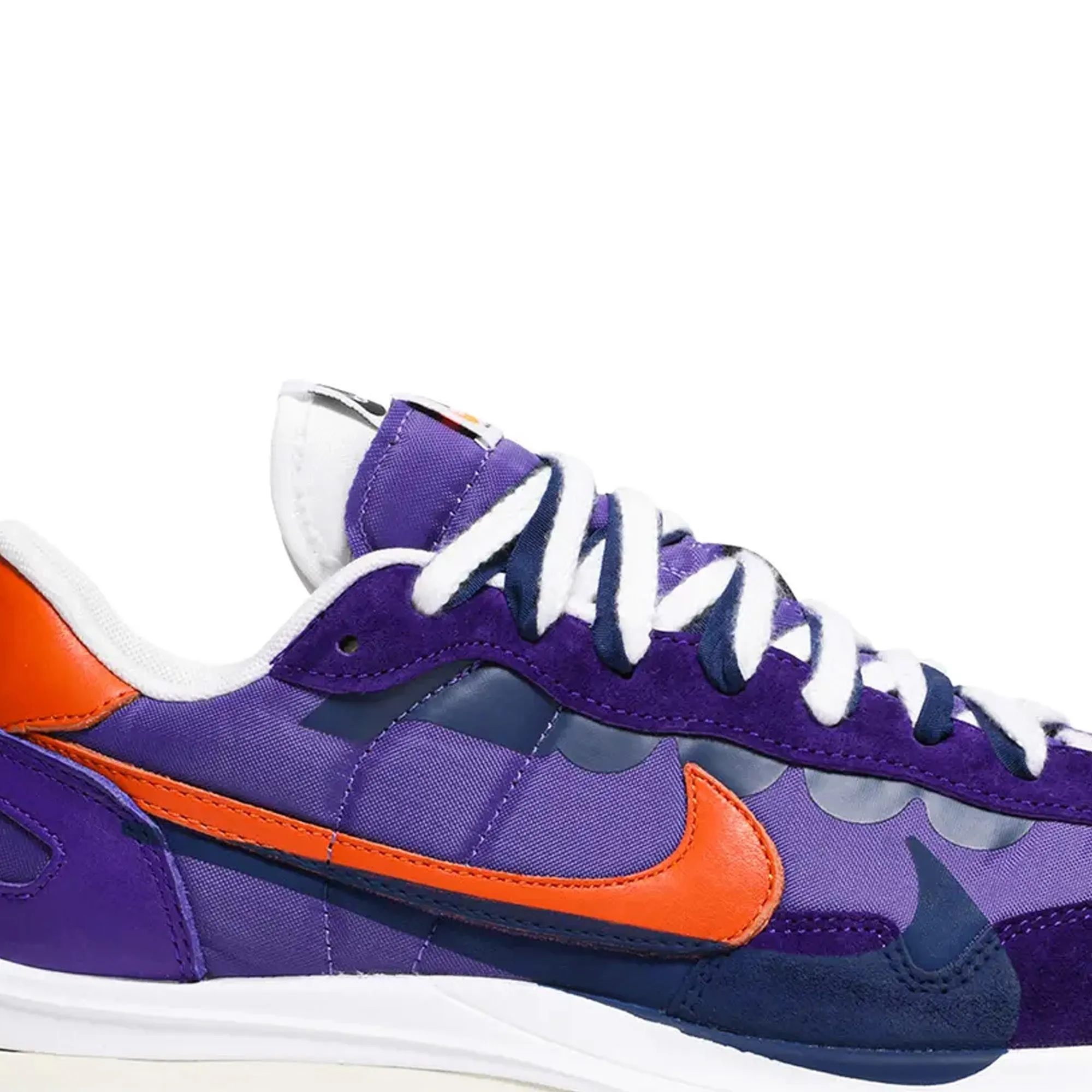 Nike Vaporwaffle x Sacai 'Dark Iris'