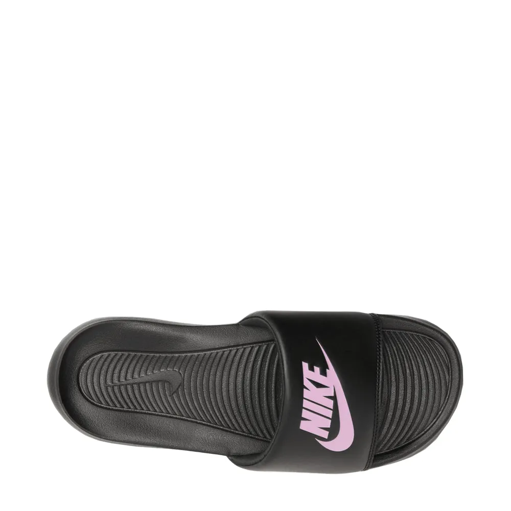 nike Victori One - Womens
