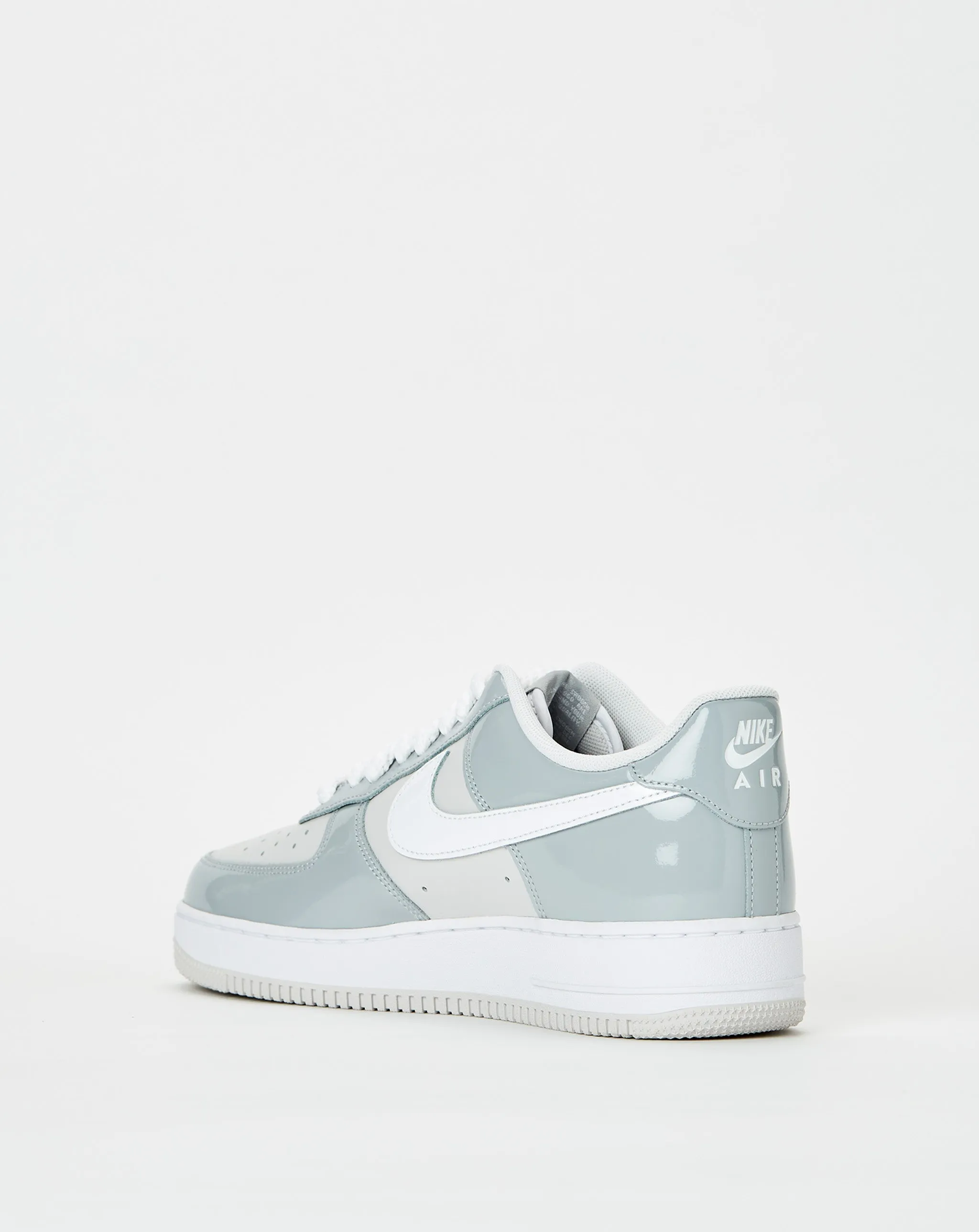 Shoes Nike Air Force 1 '07 LV8