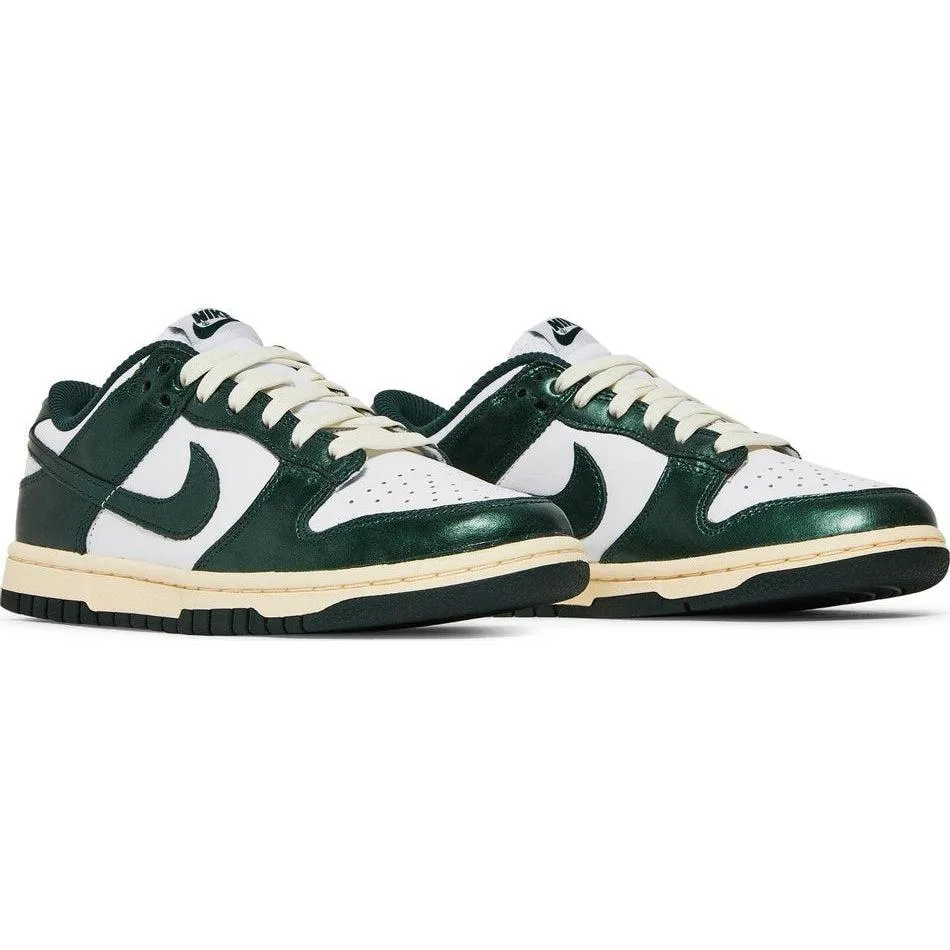 Shoes Nike Nike Wmns Dunk Low 'Vintage Green'
