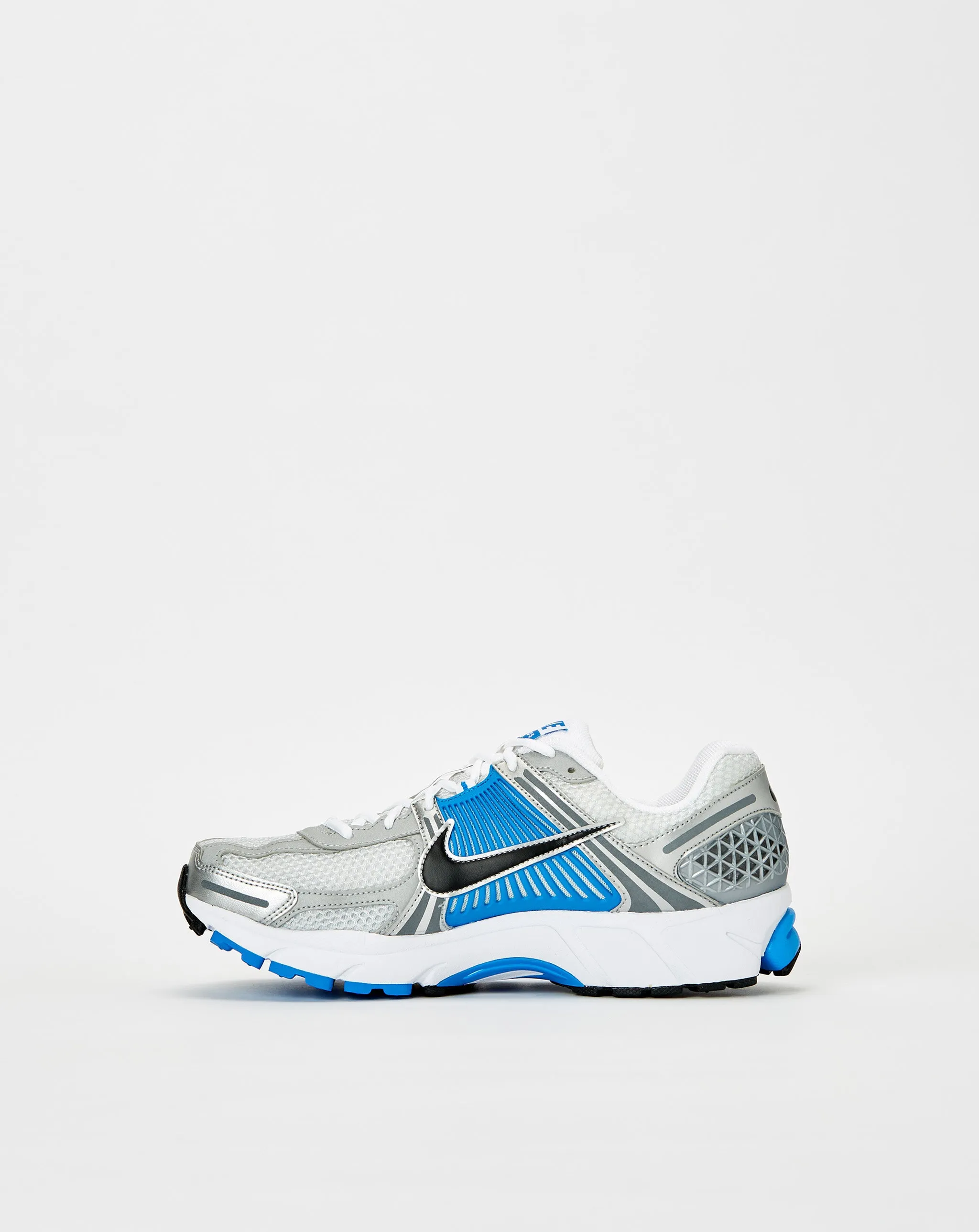 Shoes Nike Zoom Vomero 5
