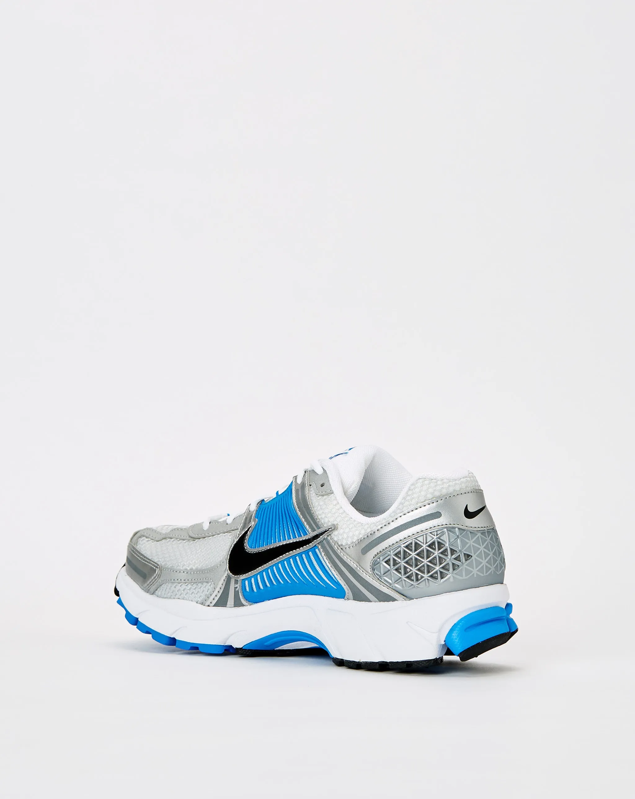 Shoes Nike Zoom Vomero 5